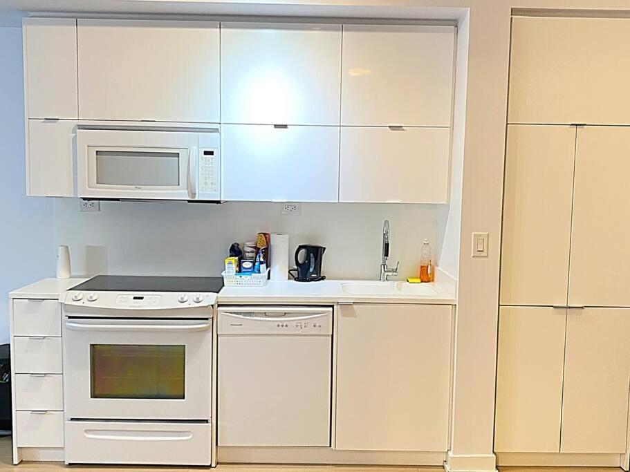 Stunning Condo Wit Amazing View 5Mins From Cntower Toronto Ngoại thất bức ảnh